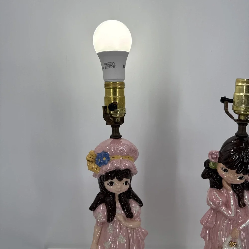 Vintage Pair Of Ceramic Handmade Holly Hobby Style Lamps 1974 Pink Prairie‎